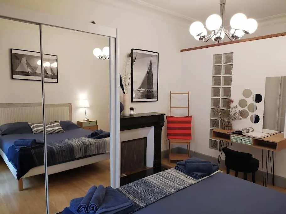 Daire L'Ombre Du Vieux-Port Appartement Spacieux Marsilya Fransa